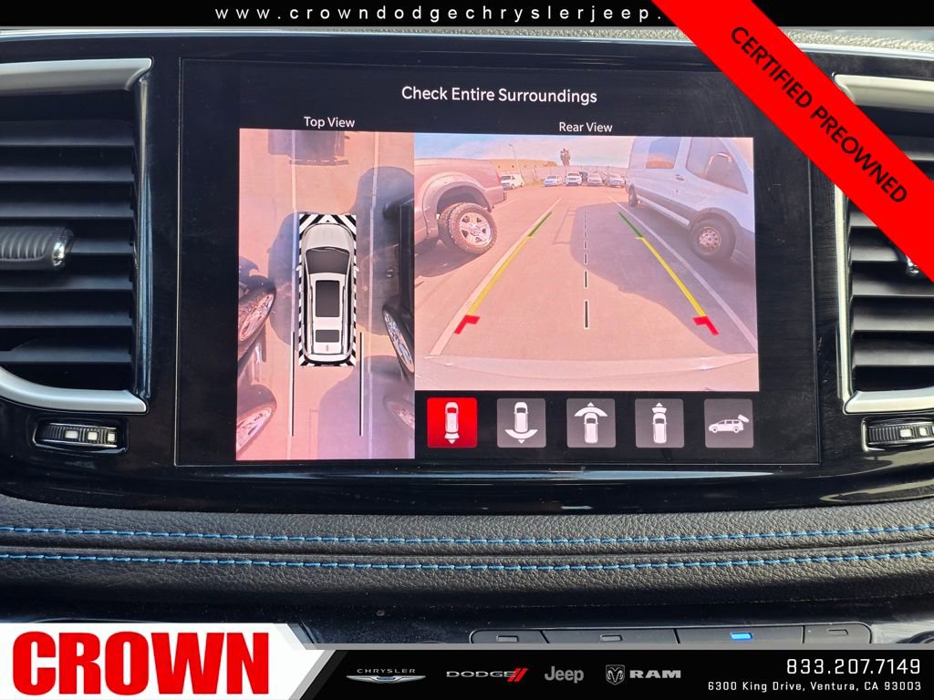 Certified 2021 Chrysler Pacifica Touring-L image 26