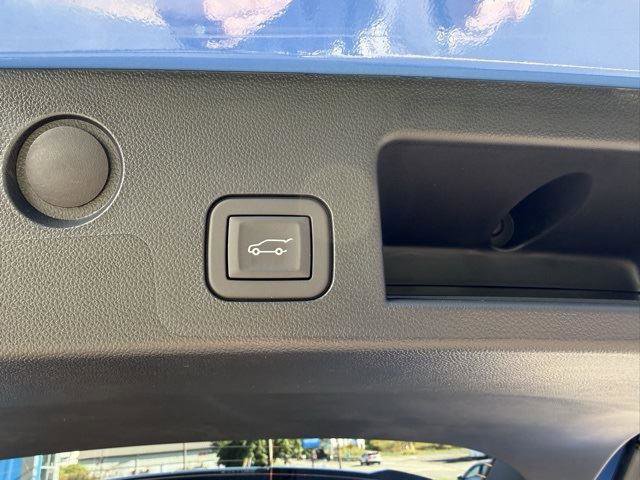 New 2026 Chevrolet Equinox RS w/ LPO, Floor Liner Package image 21