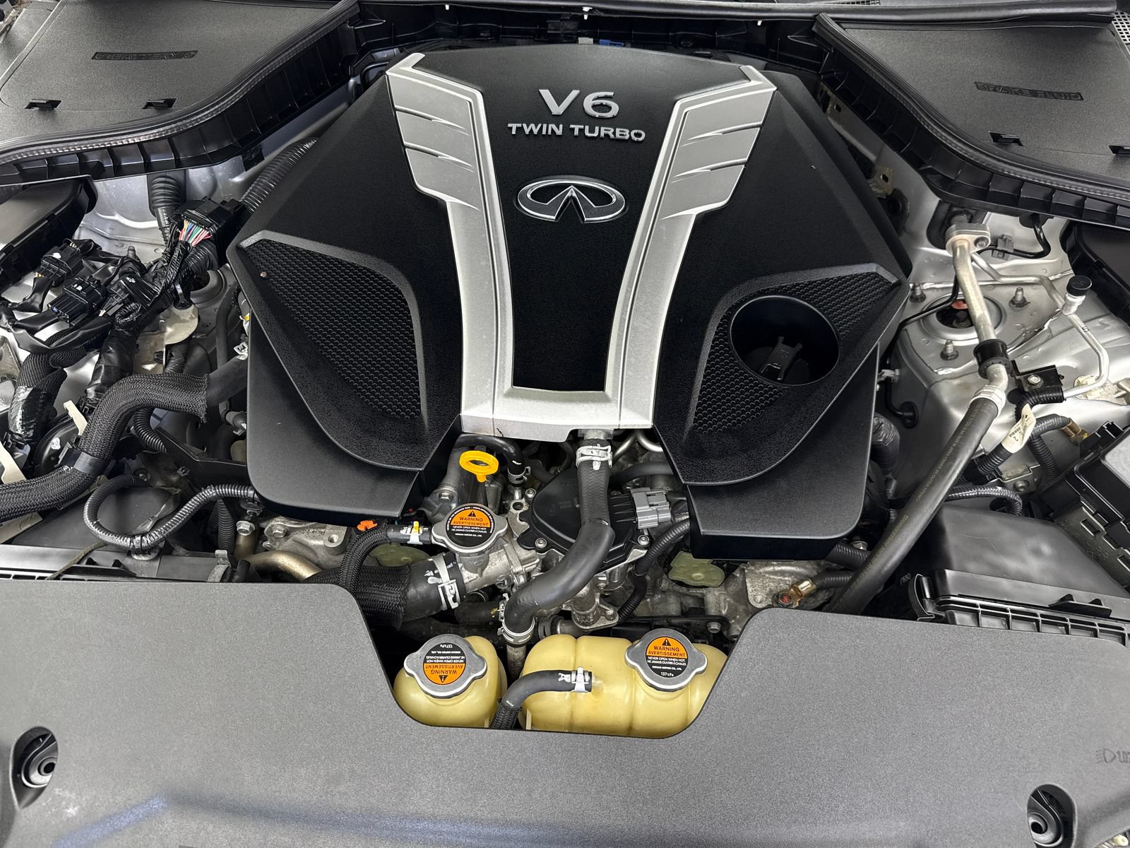 Used 2018 INFINITI Q50 Luxe w/ Essential Package (3.0T Luxe) AWD/4WD image 53