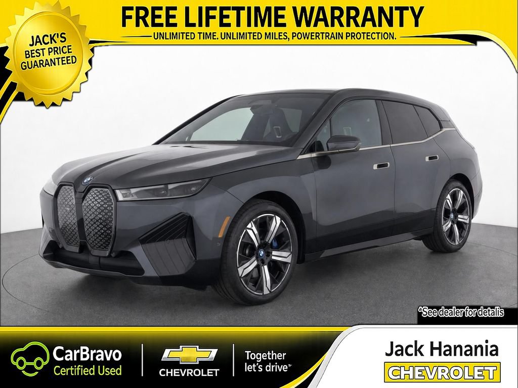 Used 2023 BMW iX xDrive50 w/ Sport Package AWD/4WD image 2