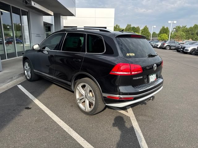 Used 2017 Volkswagen Touareg Executive AWD/4WD video 3
