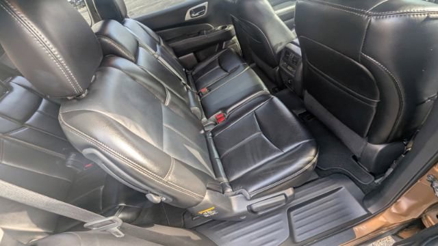 Used 2017 Nissan Pathfinder SL w/ SL Premium Package image 23