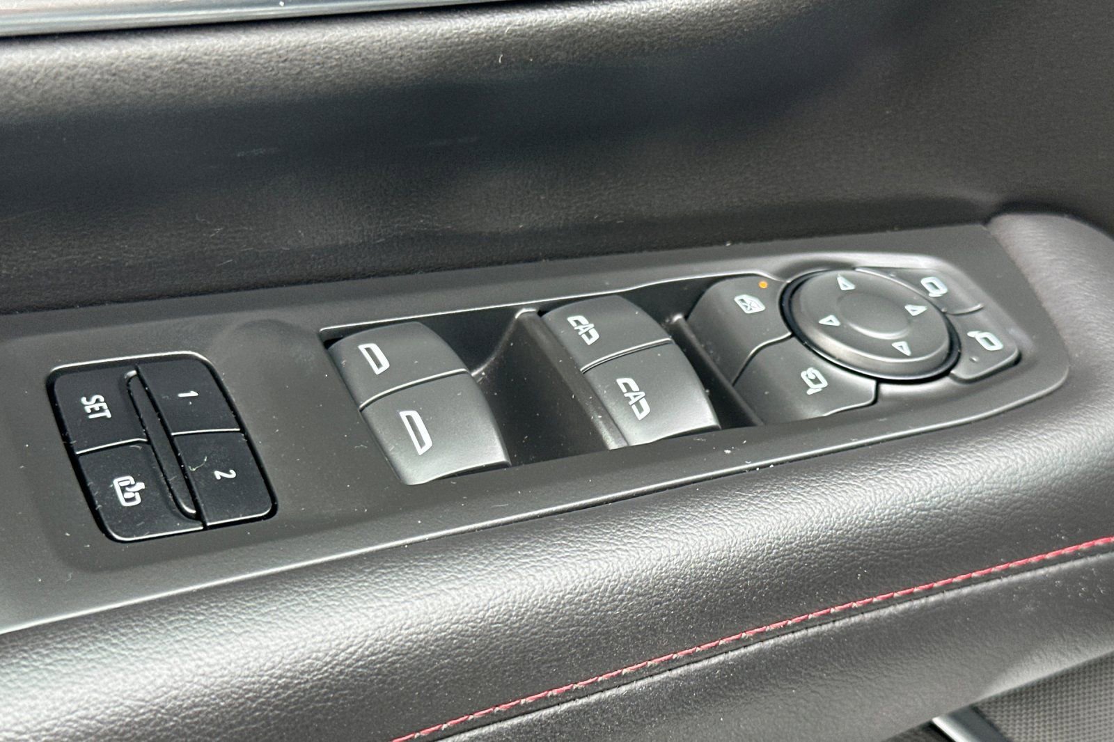 Used 2021 Chevrolet Tahoe RST w/ Luxury Package image 12