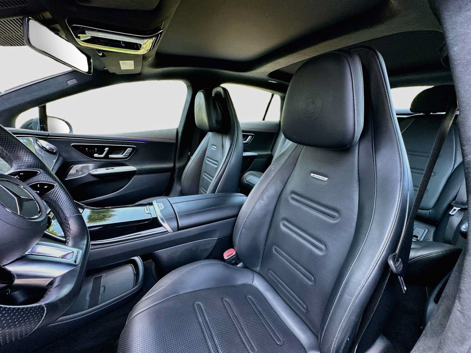 Used 2023 Mercedes-Benz EQE AMG 4MATIC Sedan image 22