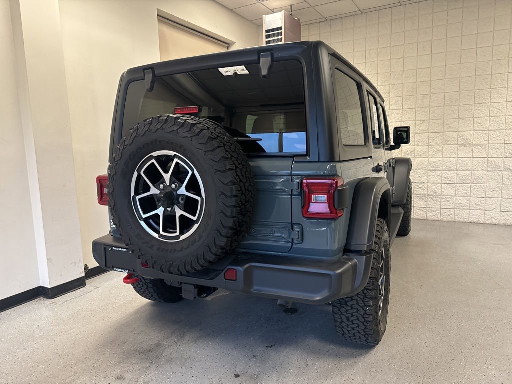 Used 2024 Jeep Wrangler Unlimited Rubicon w/ Convenience Group image 38