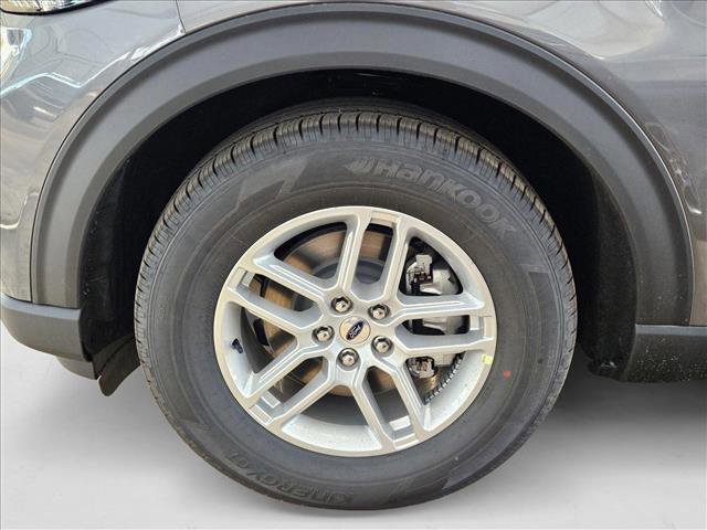 New 2025 Ford Explorer Active w/ Active Comfort Package image 10