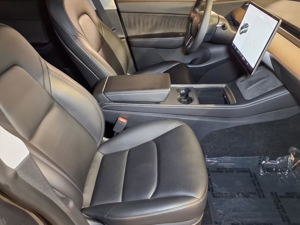 Used 2022 Tesla Model Y Performance image 23