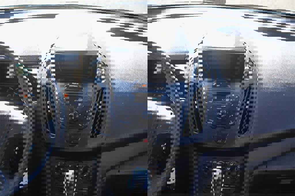 Used 2016 Ford Transit Connect XL image 17