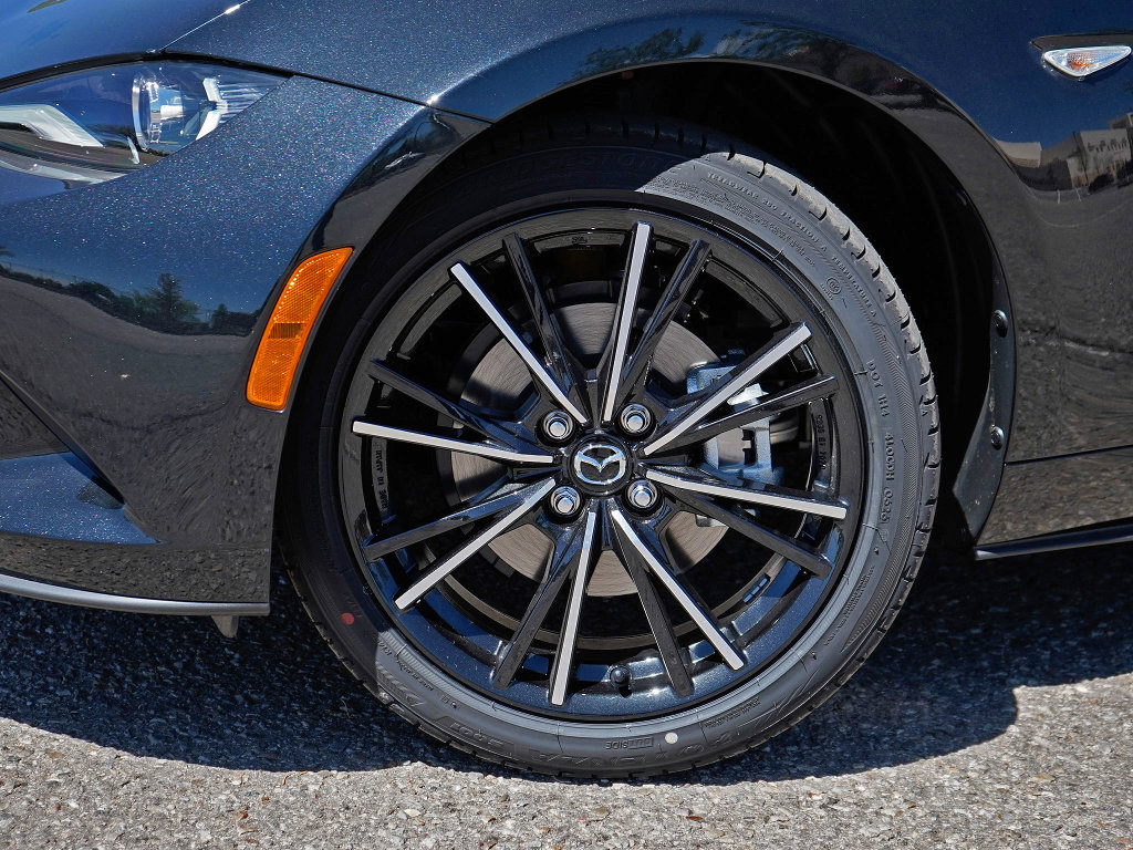 New 2026 MAZDA MX-5 Miata Grand Touring w/ Weather Package RWD image 3