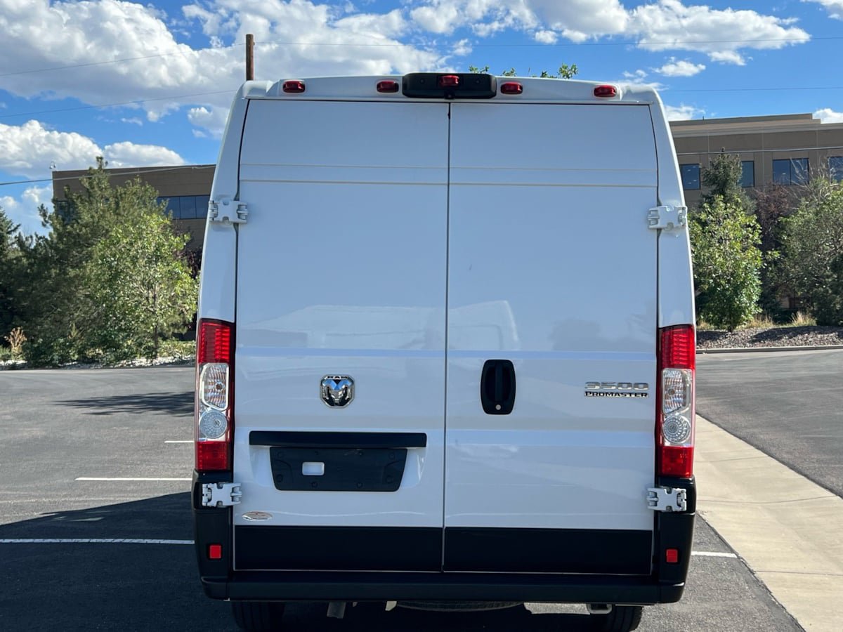 Used 2023 RAM ProMaster 3500 FWD image 4