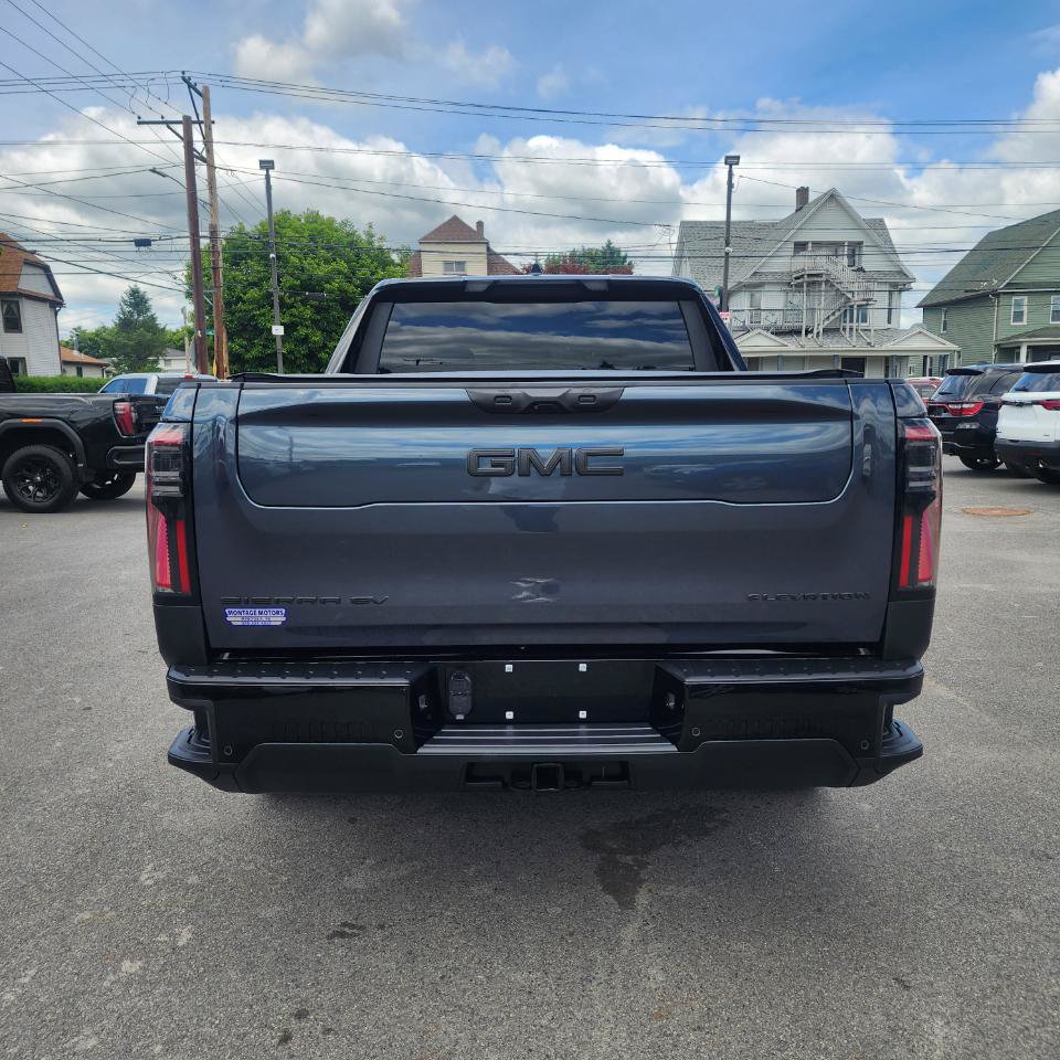 Used 2026 GMC Sierra EV Elevation AWD/4WD image 17