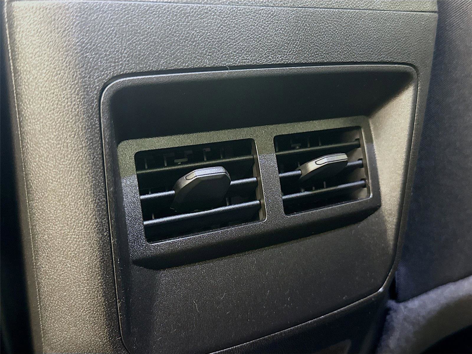 Used 2024 Chevrolet Colorado W/T w/ WT Convenience Package II image 24