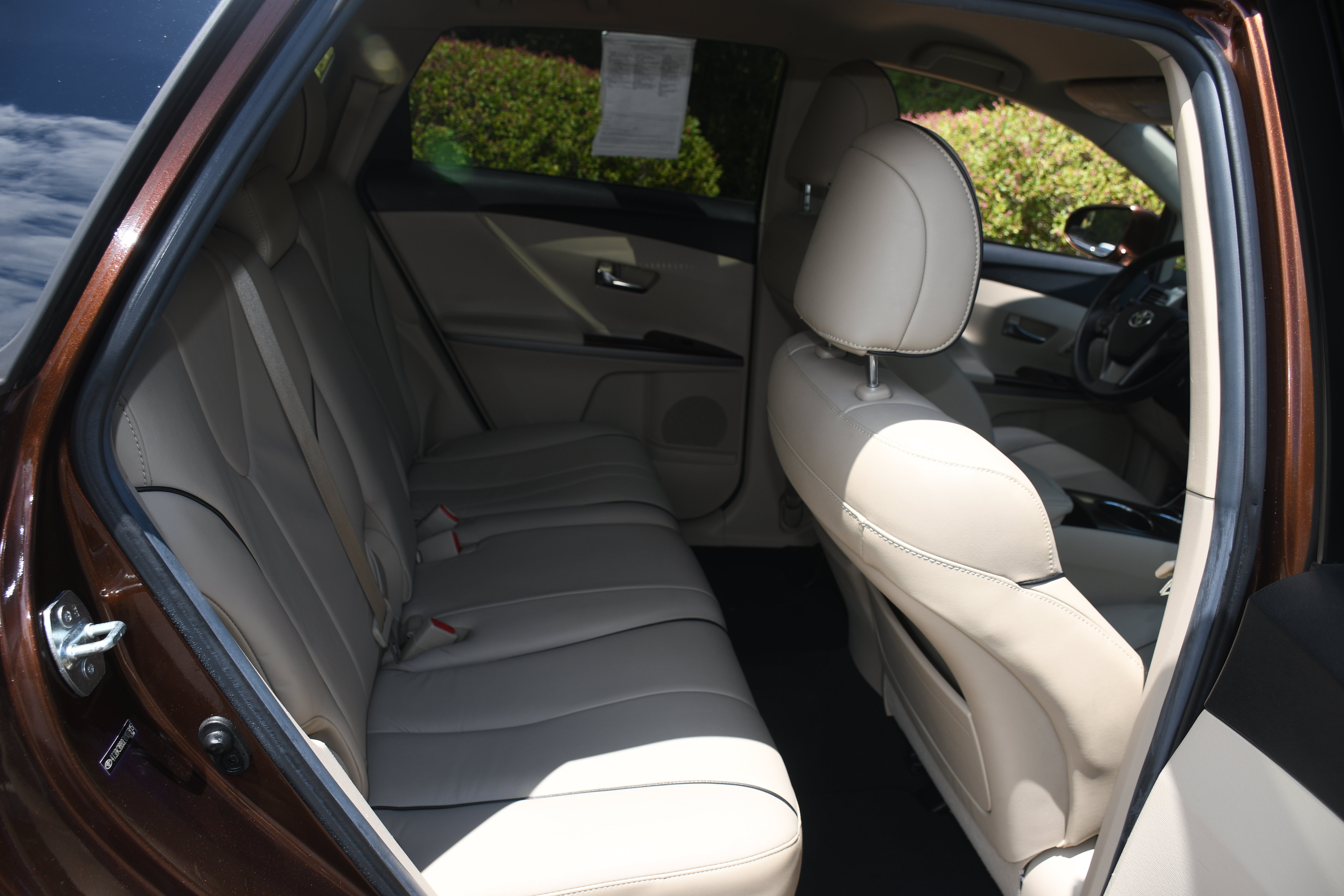 Used 2014 Toyota Venza XLE AWD/4WD image 18