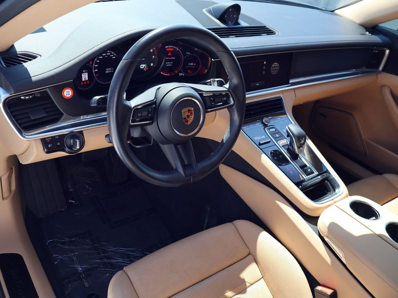 Certified 2023 Porsche Panamera Platinum Edition RWD image 4