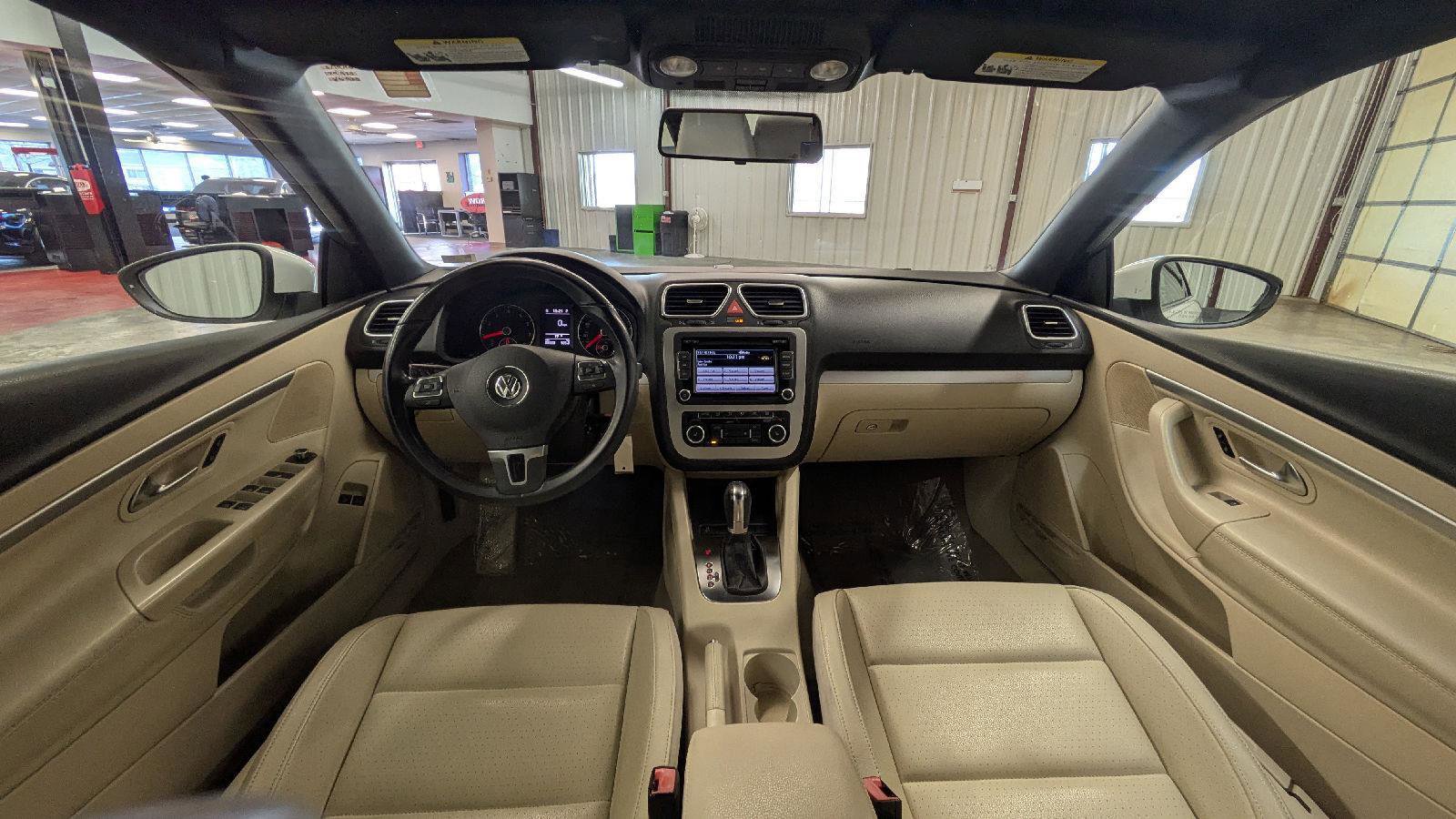 Used 2012 Volkswagen Eos Komfort image 4