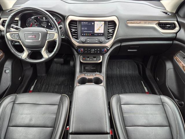 Used 2021 GMC Acadia Denali w/ Denali Ultimate Package AWD/4WD image 18
