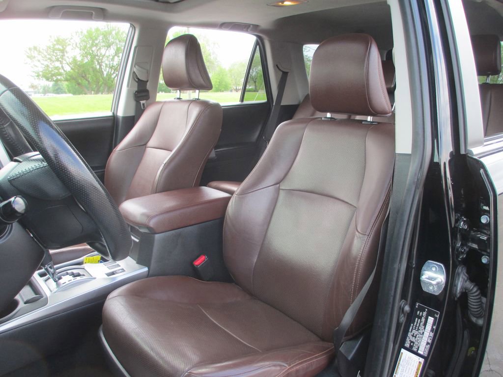 Used 2016 Toyota 4Runner Limited image 20