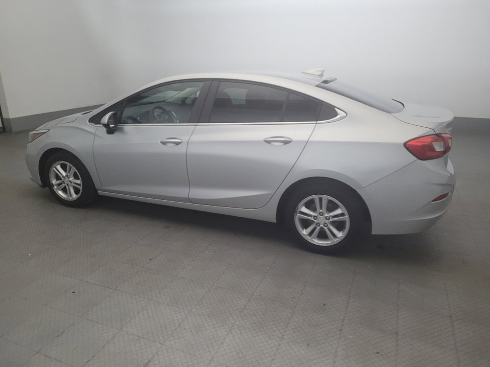 Used 2018 Chevrolet Cruze LT w/ LT Fleet Convenience Package image 3
