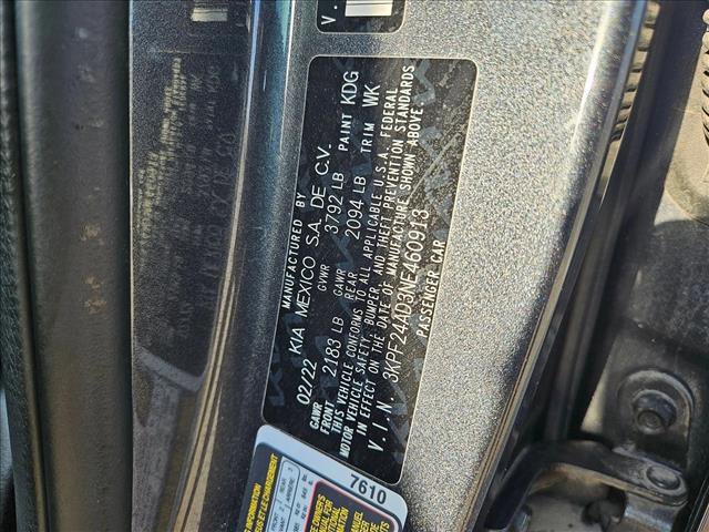 Used 2022 Kia Forte LXS FWD image 23
