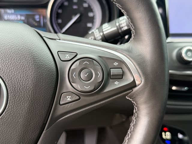 Used 2020 Buick Envision Essence w/ Experience Buick Package FWD image 18