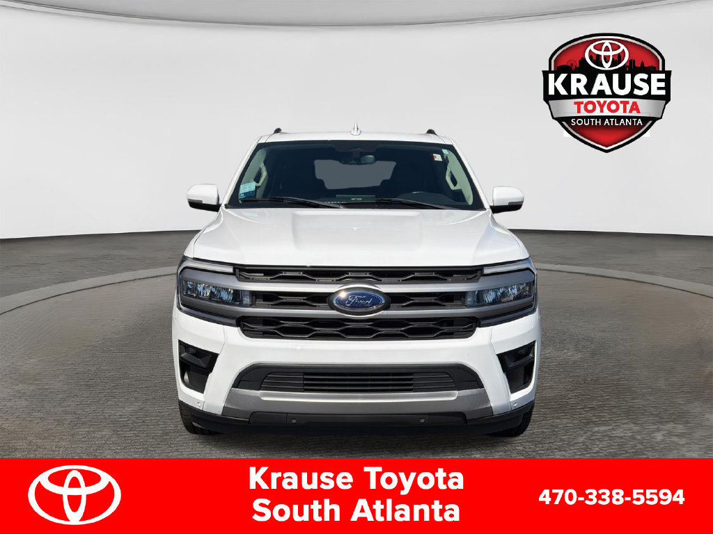 Used 2023 Ford Expedition XLT RWD image 2