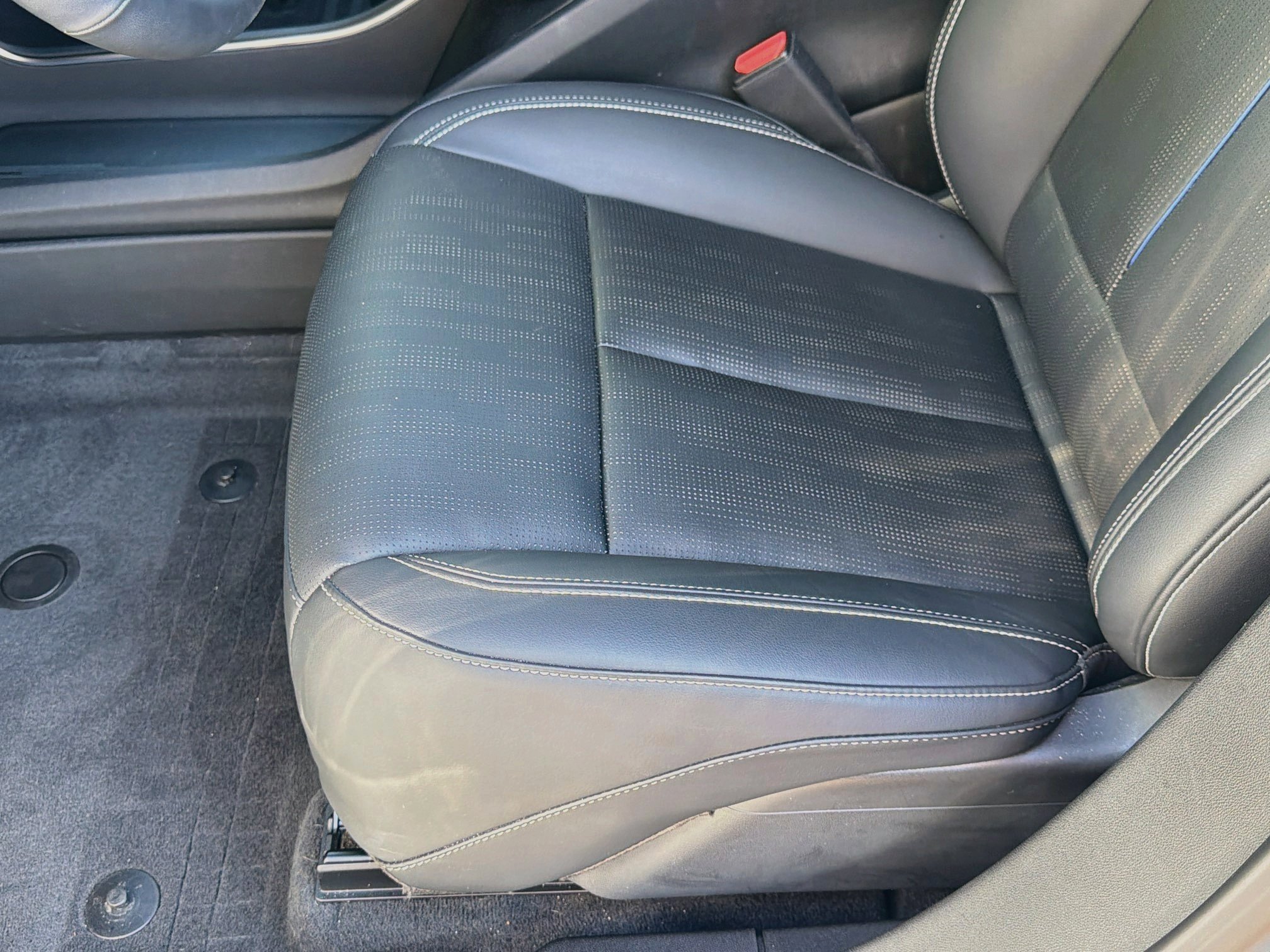Certified 2024 Cadillac Lyriq Sport RWD image 19