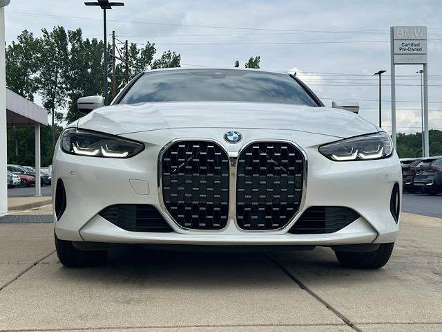 Used 2023 BMW 430i xDrive Coupe w/ Premium Package AWD/4WD image 2