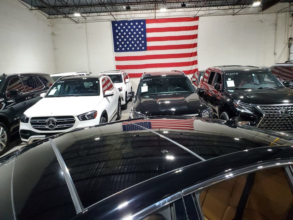 Used 2023 Lexus LS 500 w/ Interior Upgrade Package RWD image 42