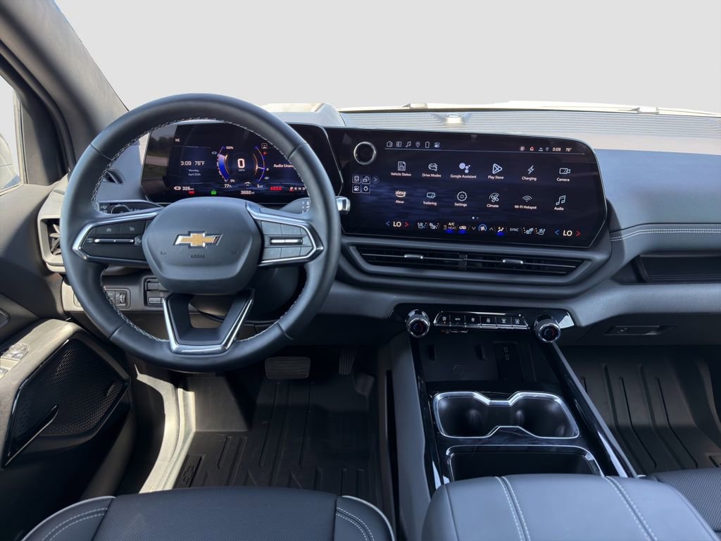 Used 2025 Chevrolet Silverado EV LT image 14
