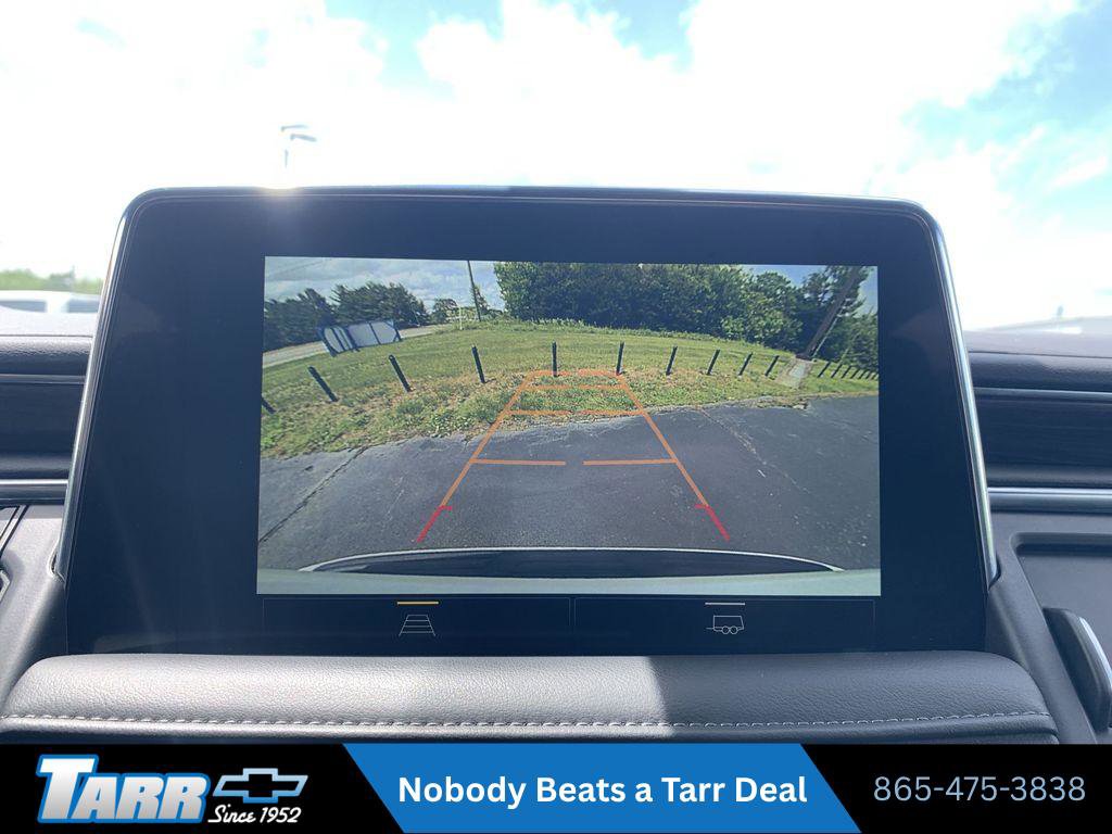 Used 2024 Chevrolet Suburban LT AWD/4WD image 23