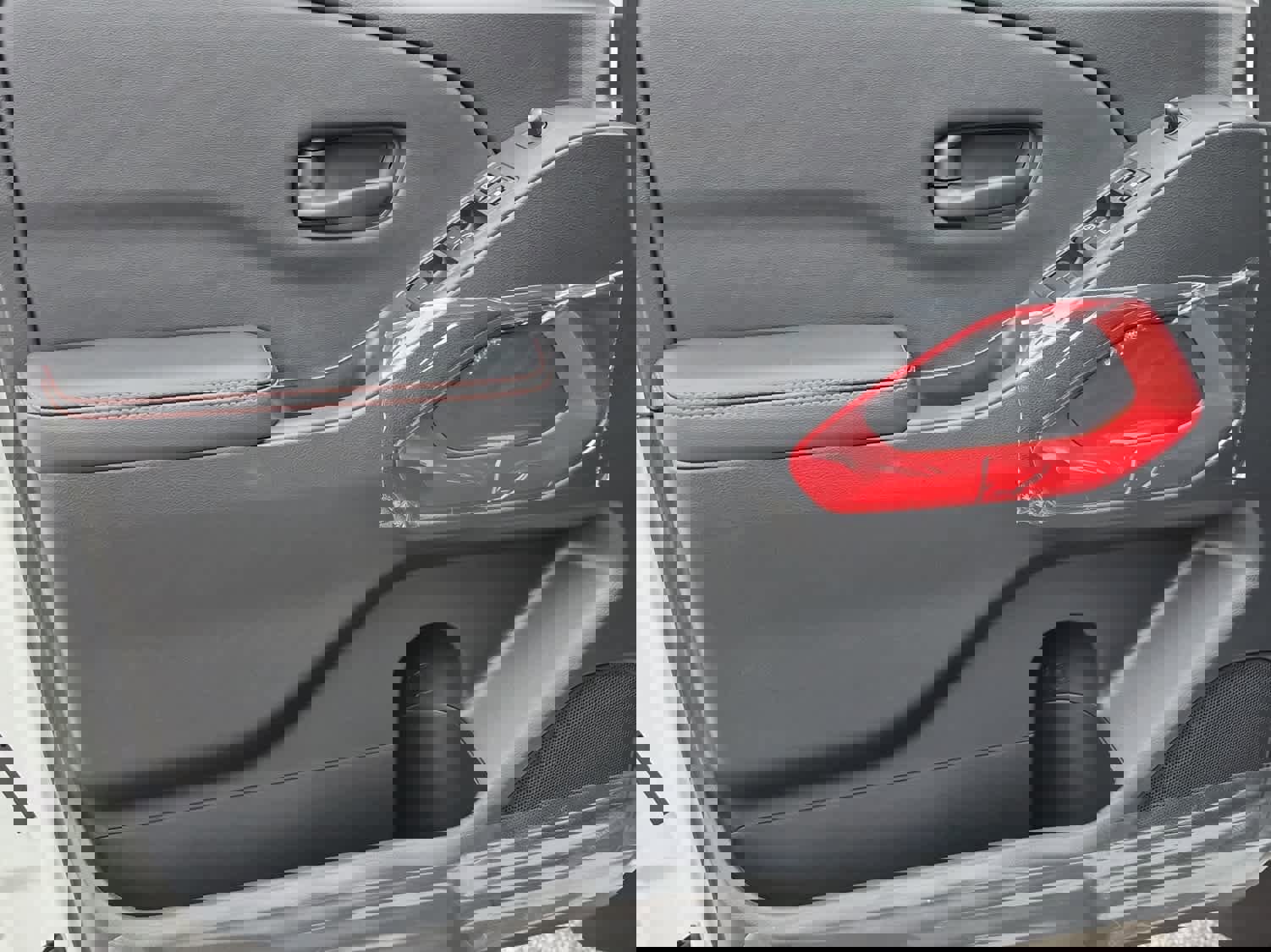 New 2026 Nissan Frontier PRO-4X w/ Pro-4x Convenience Package image 9