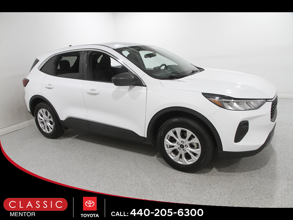 Used 2024 Ford Escape Active AWD/4WD image 1