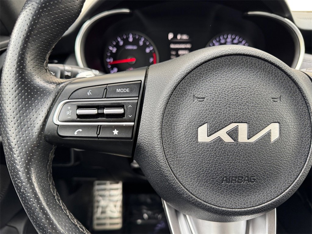 Used 2022 Kia Stinger GT-Line w/ Sun & Sound Package image 22