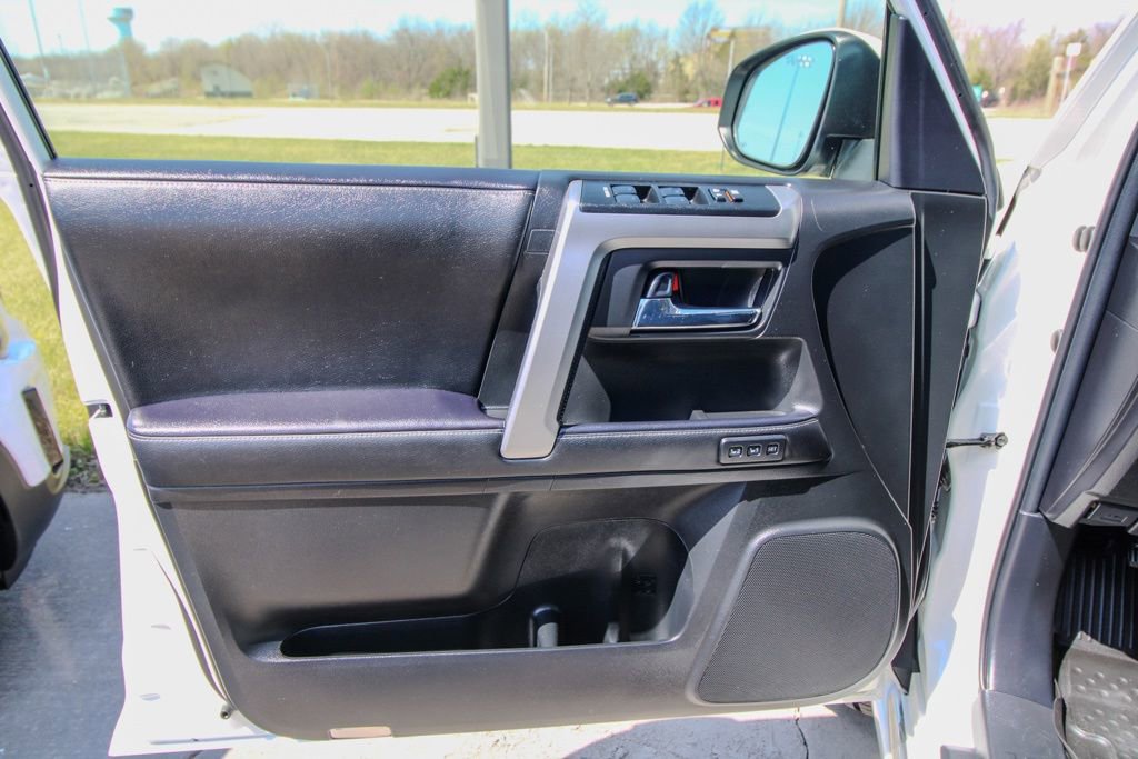 Used 2022 Toyota 4Runner Limited image 12