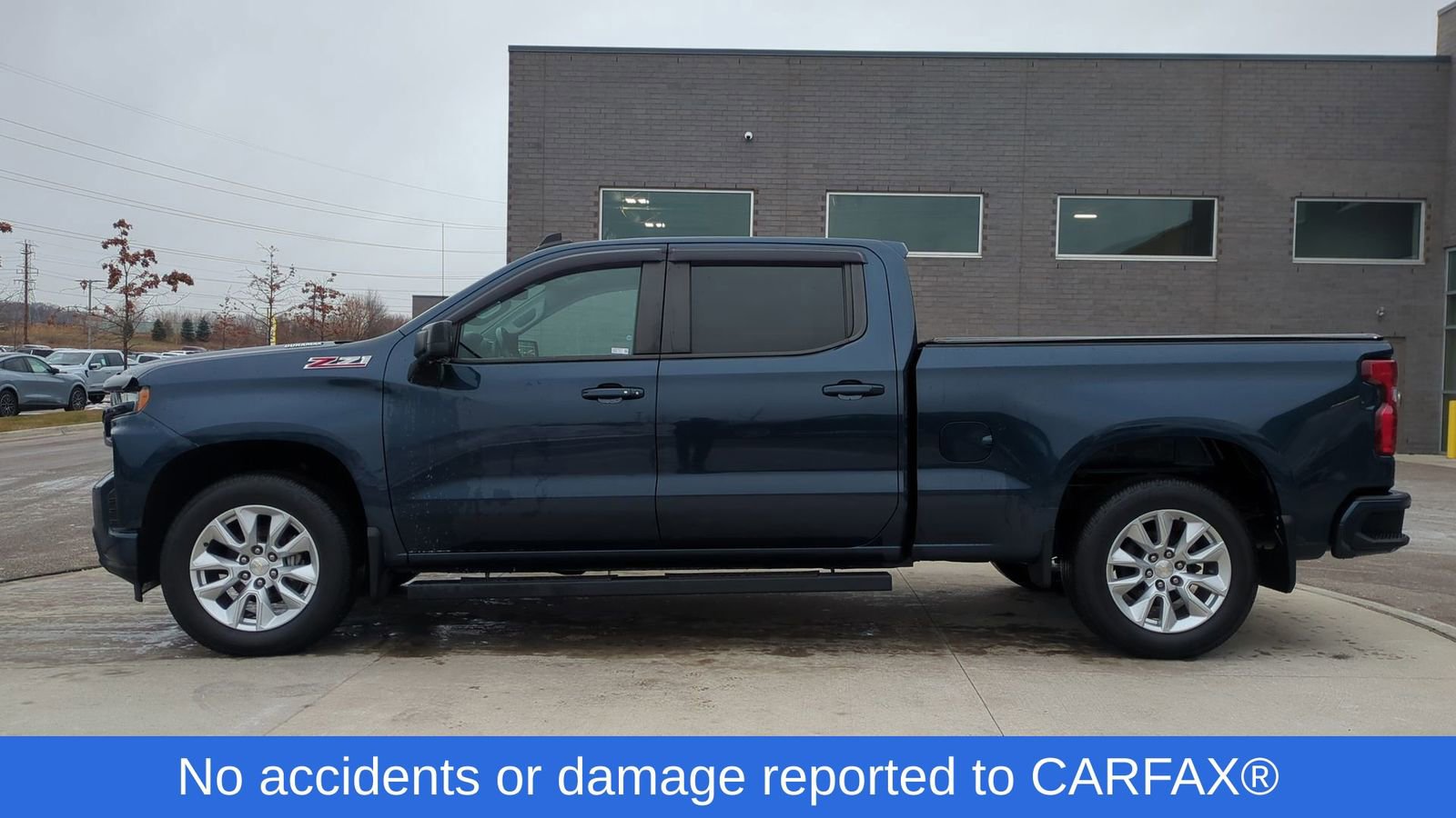 Used 2021 Chevrolet Silverado 1500 RST image 2