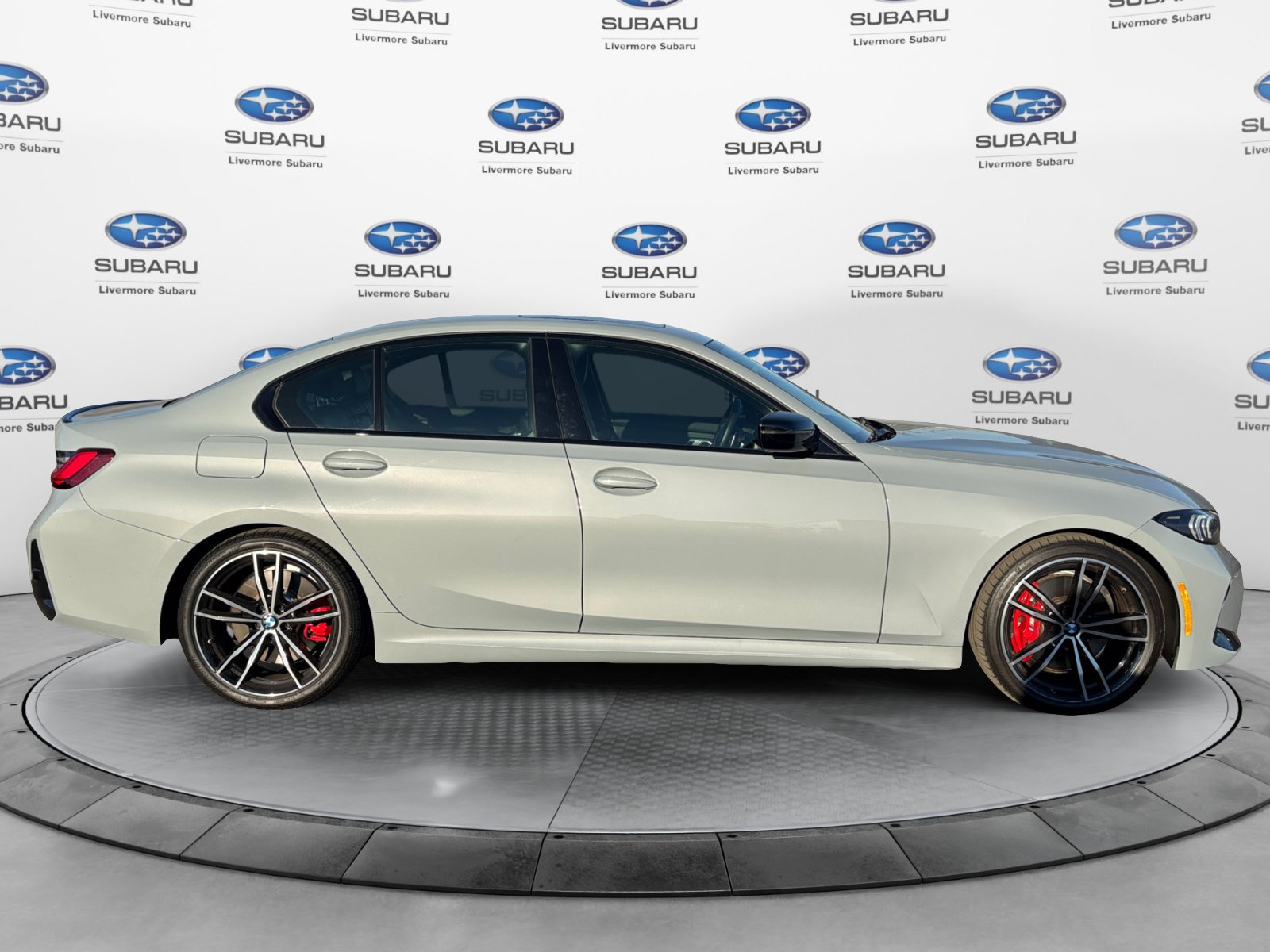 Used 2023 BMW 330i Sedan w/ M Sport Package RWD image 6