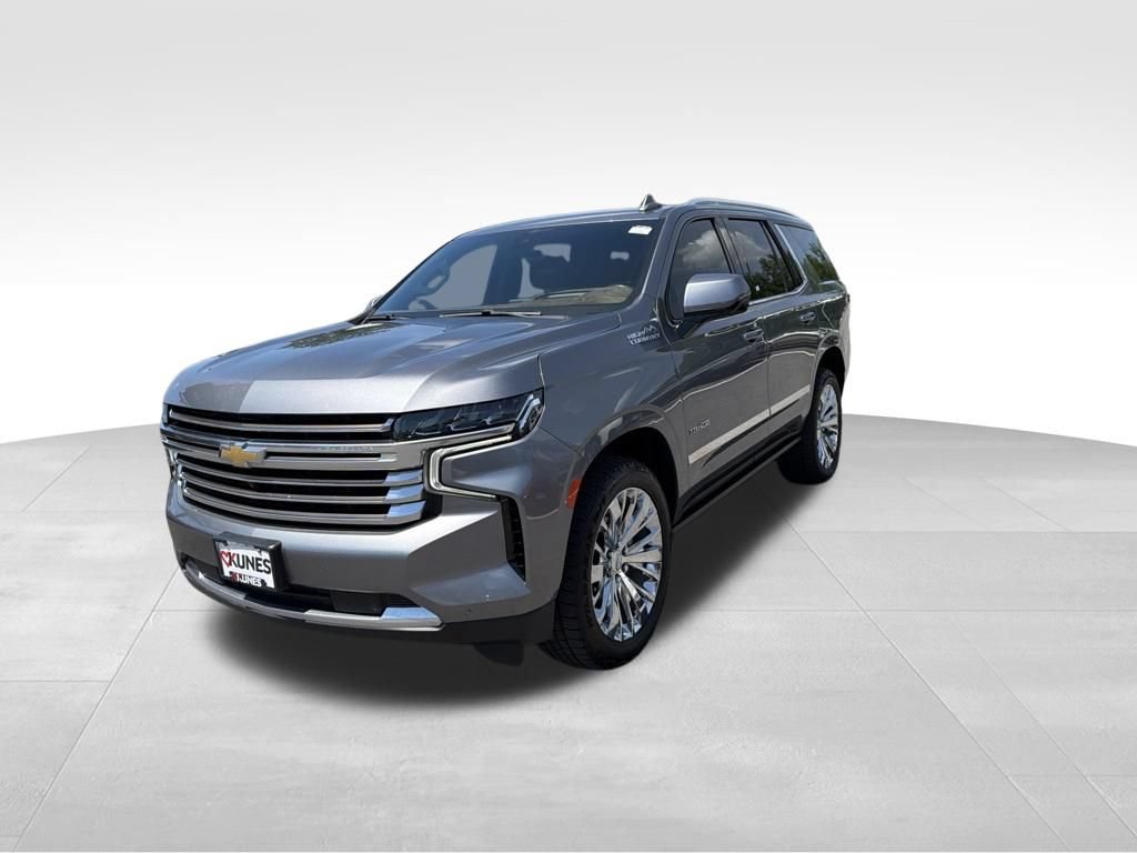 Used 2022 Chevrolet Tahoe High Country w/ Premium Package 2 AWD/4WD image 5