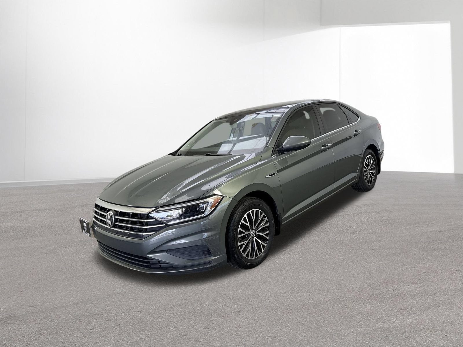 Used 2019 Volkswagen Jetta SEL FWD image 2