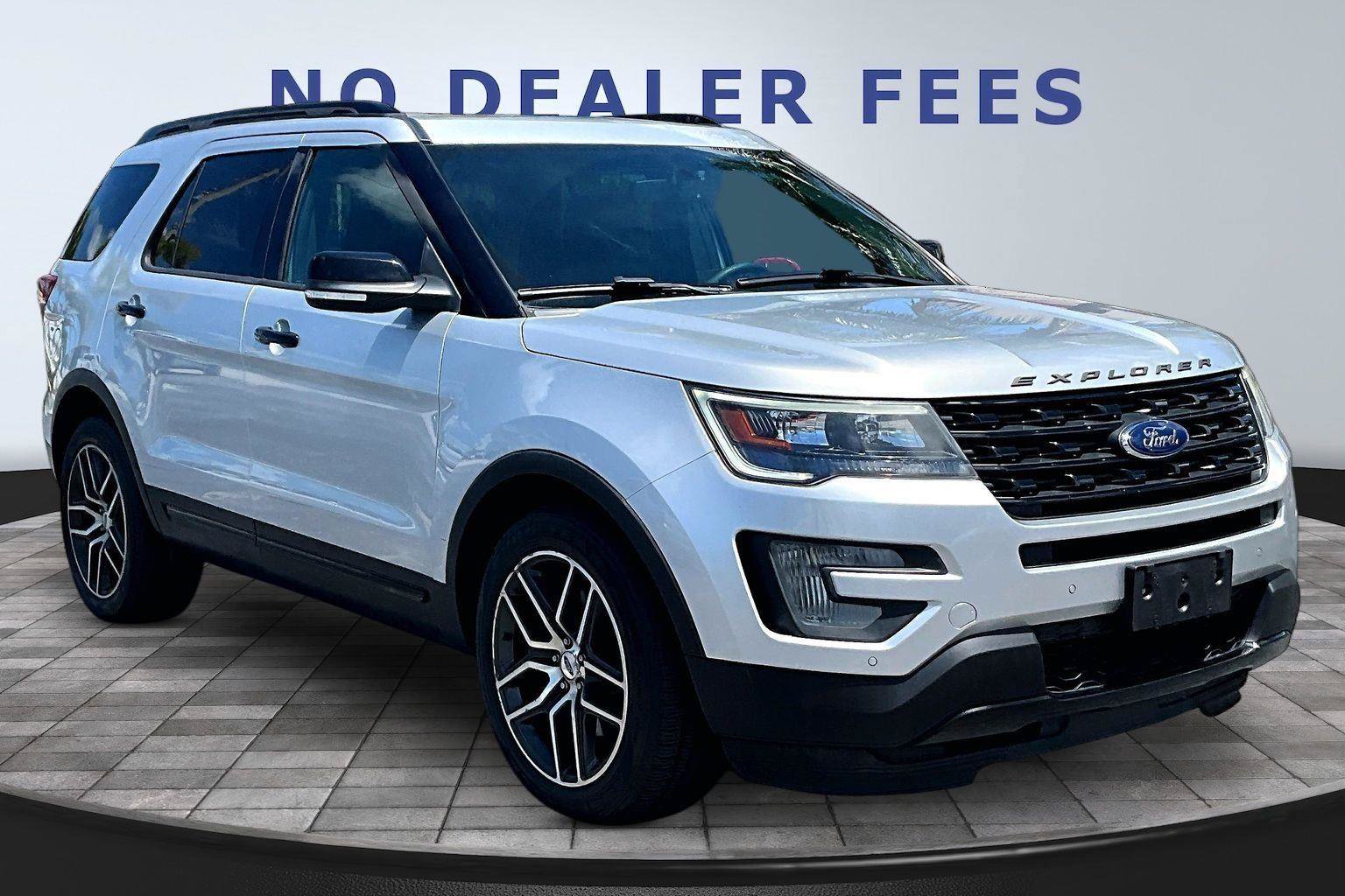 Used 2017 Ford Explorer Sport AWD/4WD image 3