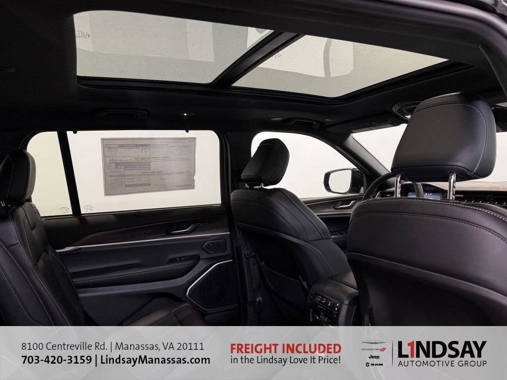 New 2025 Jeep Grand Cherokee L Limited w/ Luxury Tech Group II image 10