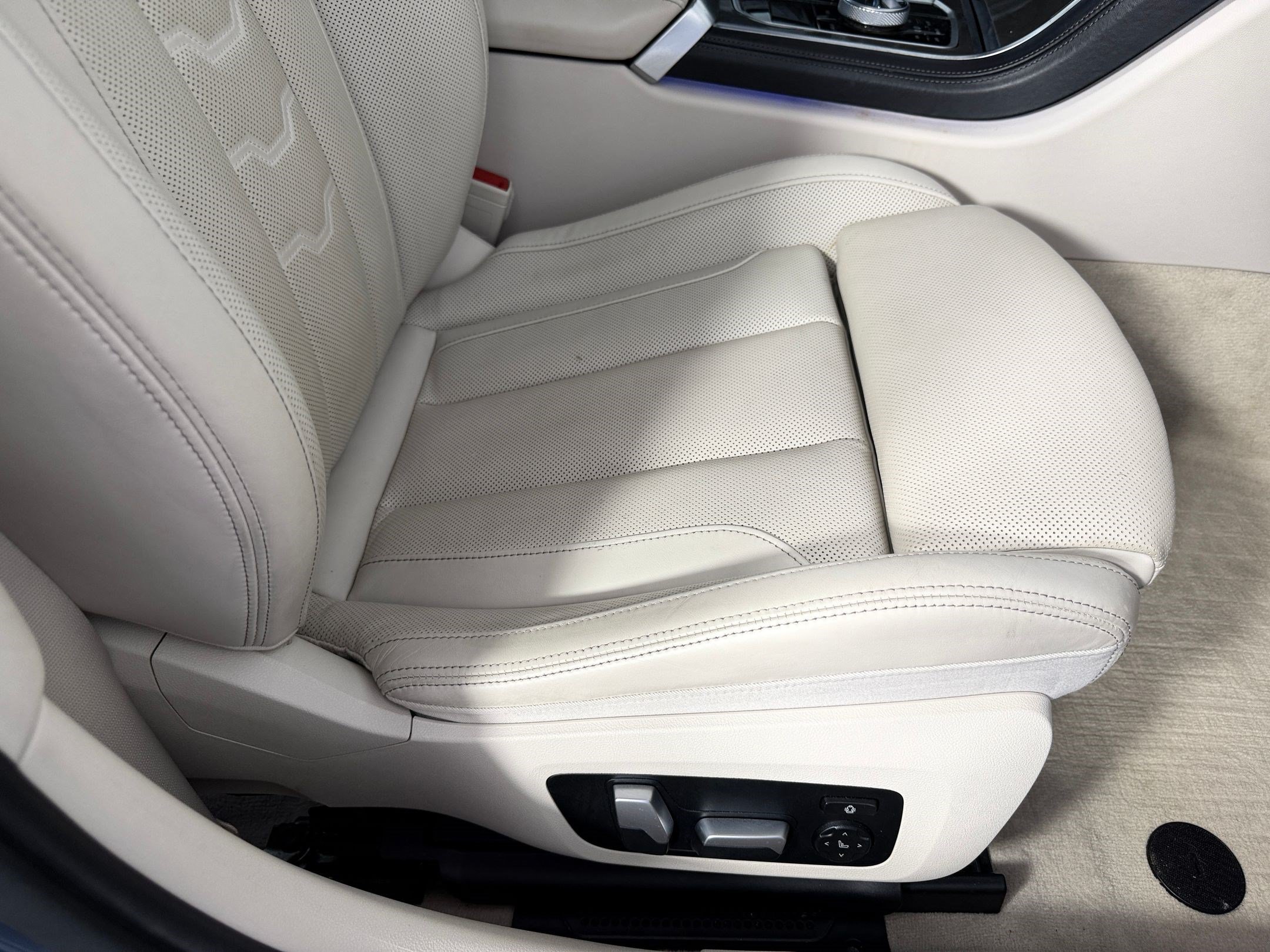 Used 2022 BMW 840i Gran Coupe w/ Comfort Seating Package RWD image 35
