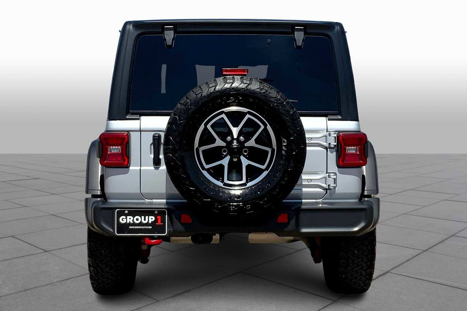 Used 2024 Jeep Wrangler Unlimited Rubicon image 7