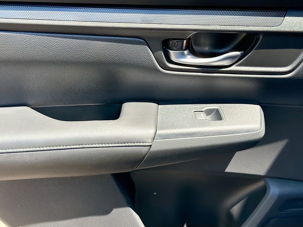 Used 2023 Honda CR-V LX image 26