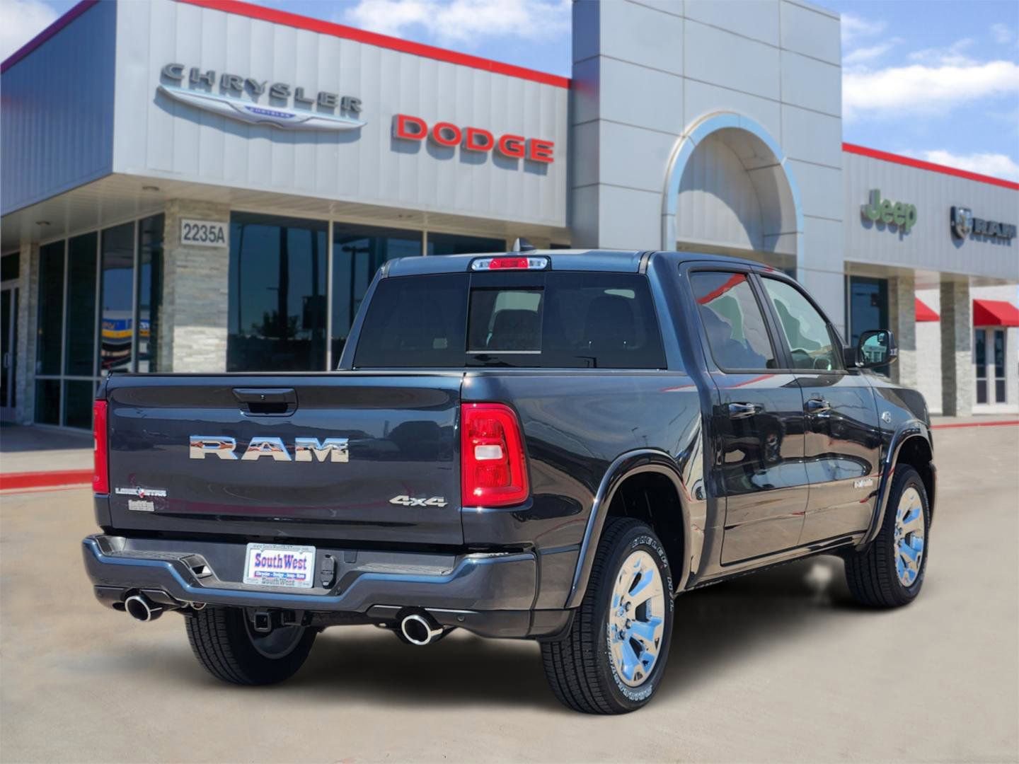 New 2026 RAM 1500 4x4 Crew Cab image 5