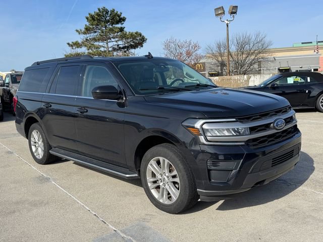 Used 2022 Ford Expedition Max XLT image 1