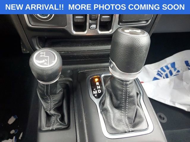 Certified 2024 Jeep Wrangler Unlimited Sahara w/ Dual Top Group image 15