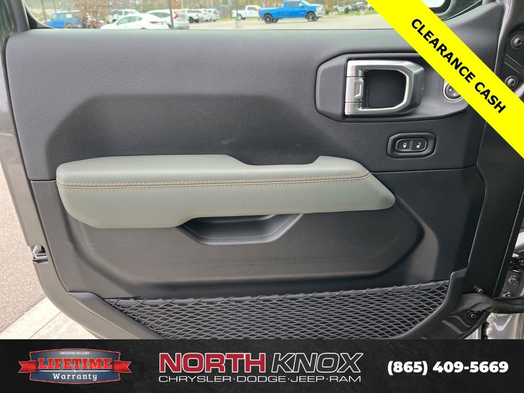 New 2026 Jeep Gladiator Mojave image 5