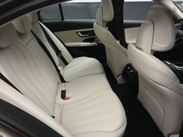 New 2026 Mercedes-Benz E 450 4MATIC Sedan image 30