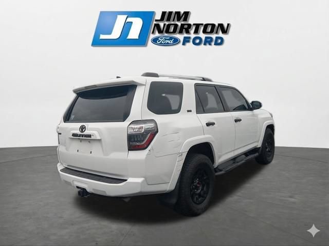 Used 2021 Toyota 4Runner SR5 RWD image 10