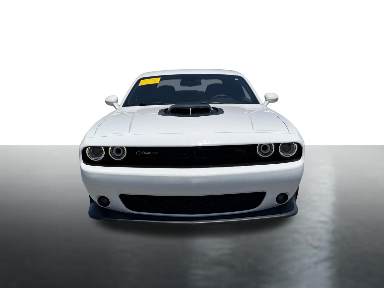 Used 2016 Dodge Challenger R/T Scat Pack RWD image 3